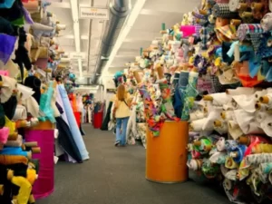 Tips for where to buy cheap fabric in bulk