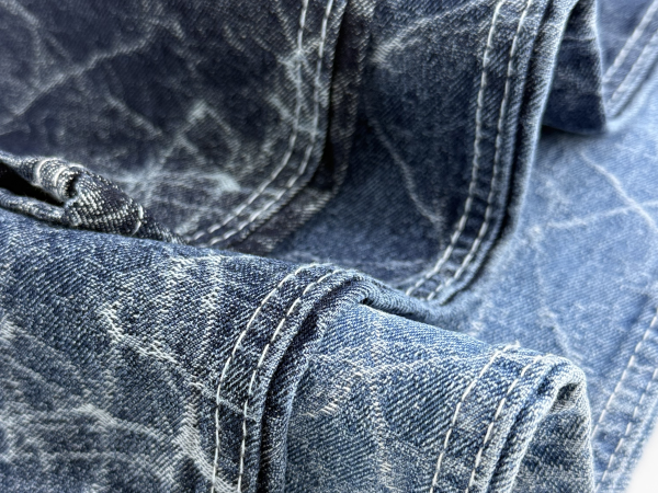 Jacquard Denim Fabric With Stylish Cracked Surface Design-1 (2)