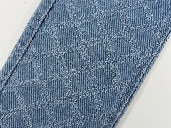 Needle-Punched Denim Stylish Denim Fabric For Lady and Men Jean